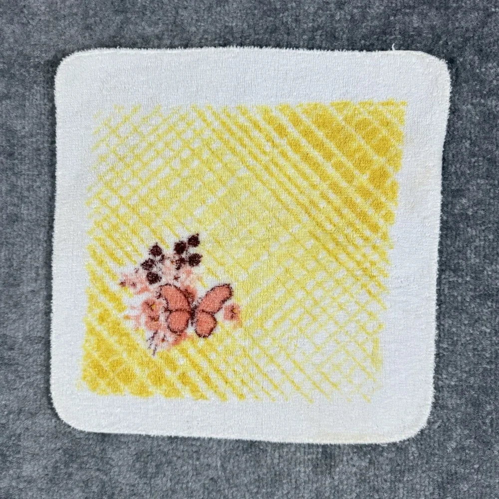 Vintage First Edition Franco‎ Bath Towel and Washcloth Floral USA